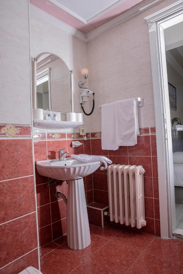 Hali Hotel Isztambul Kültér fotó